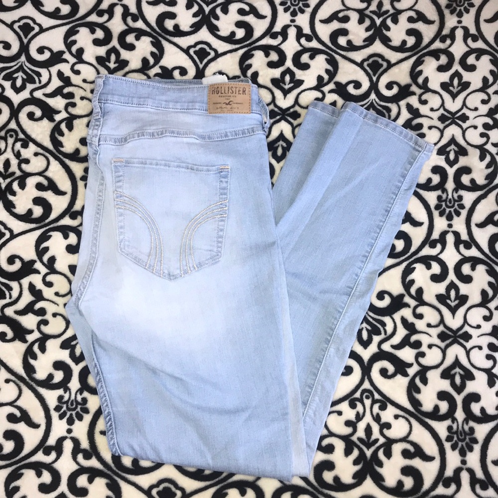 Women’s Size 15 Hollister Jeans